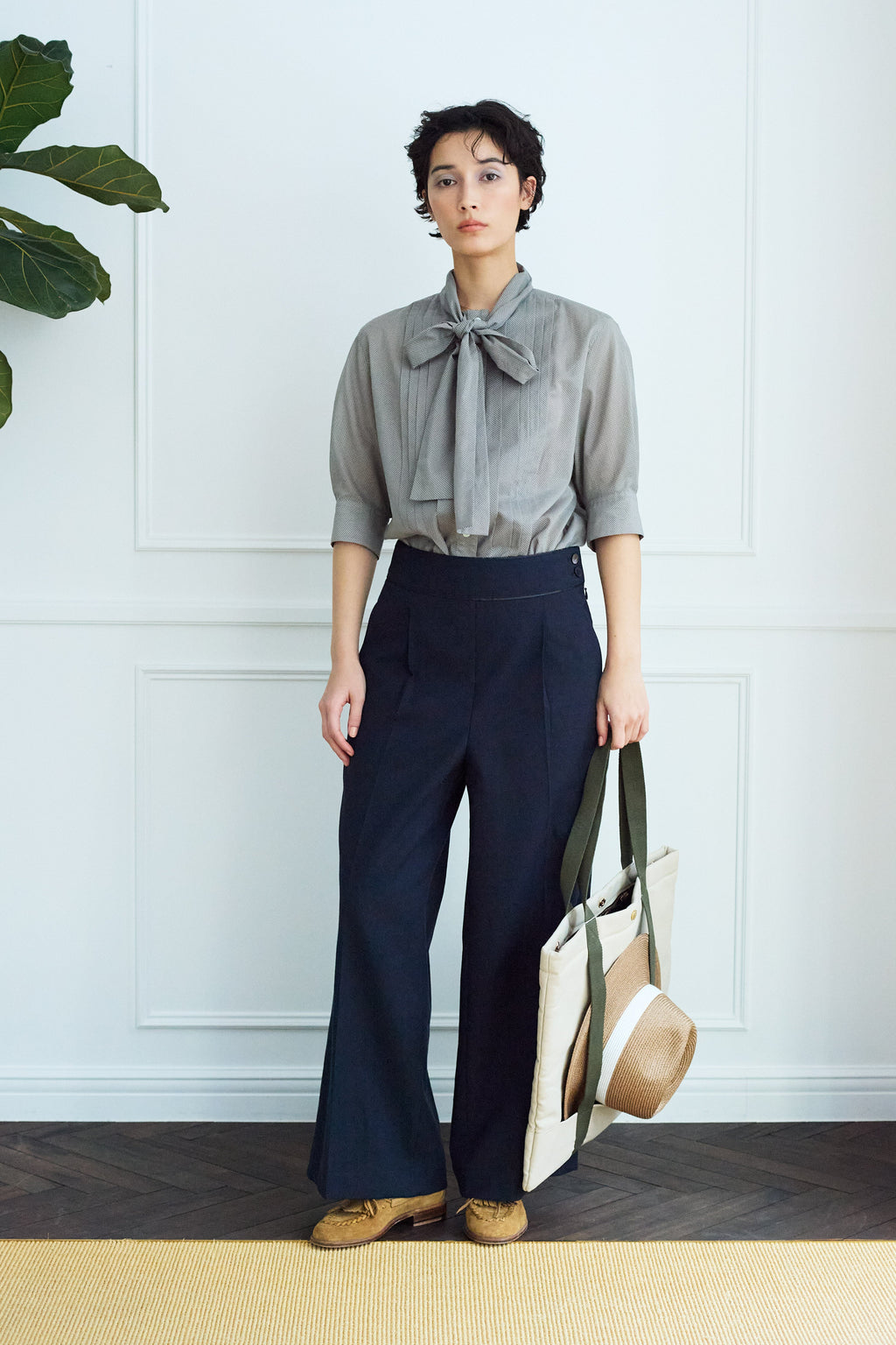 ジンタンドット　ボウタイブラウス