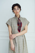 スタンドカラーチェックワンピース