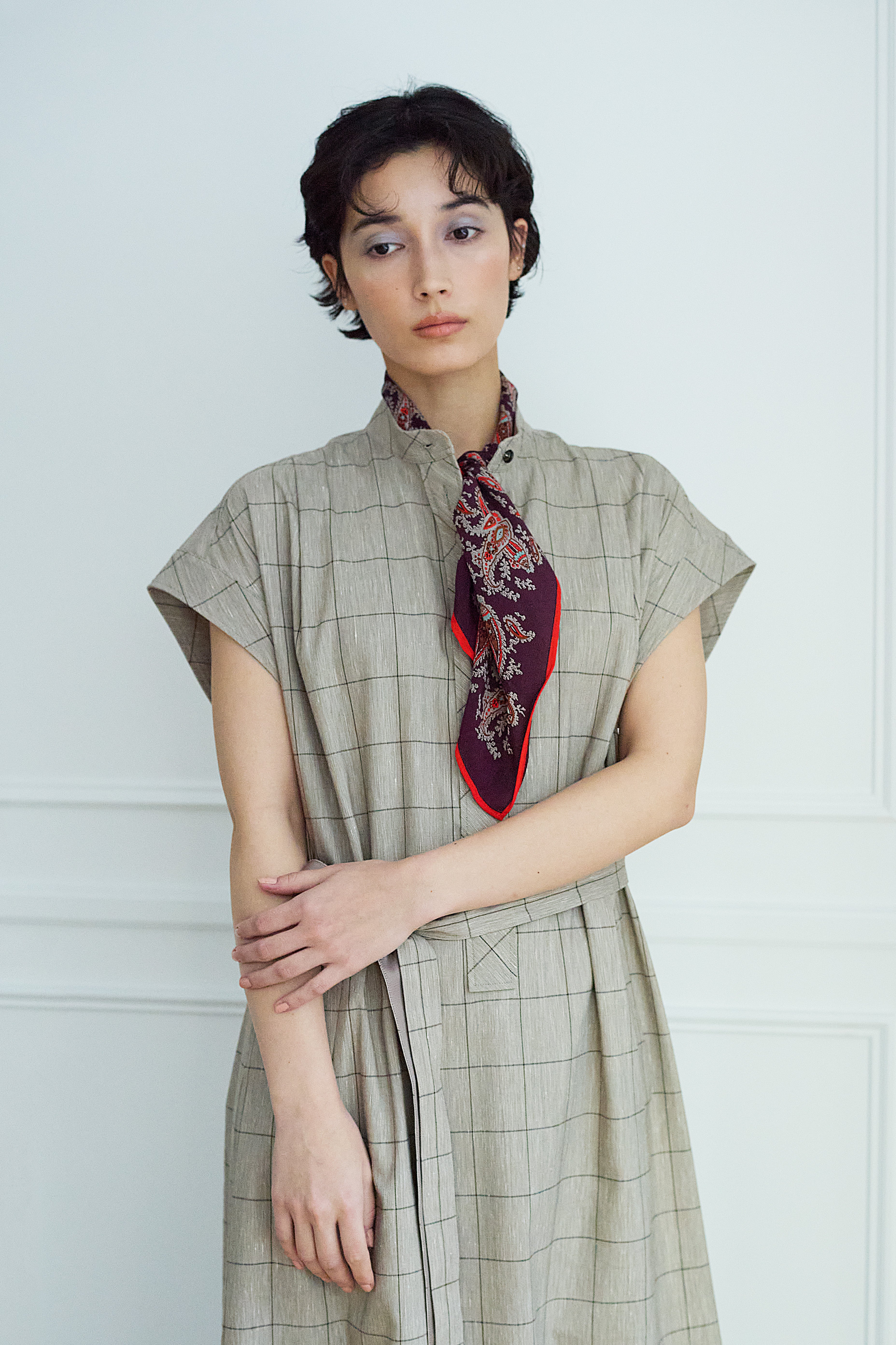 スタンドカラーチェックワンピース