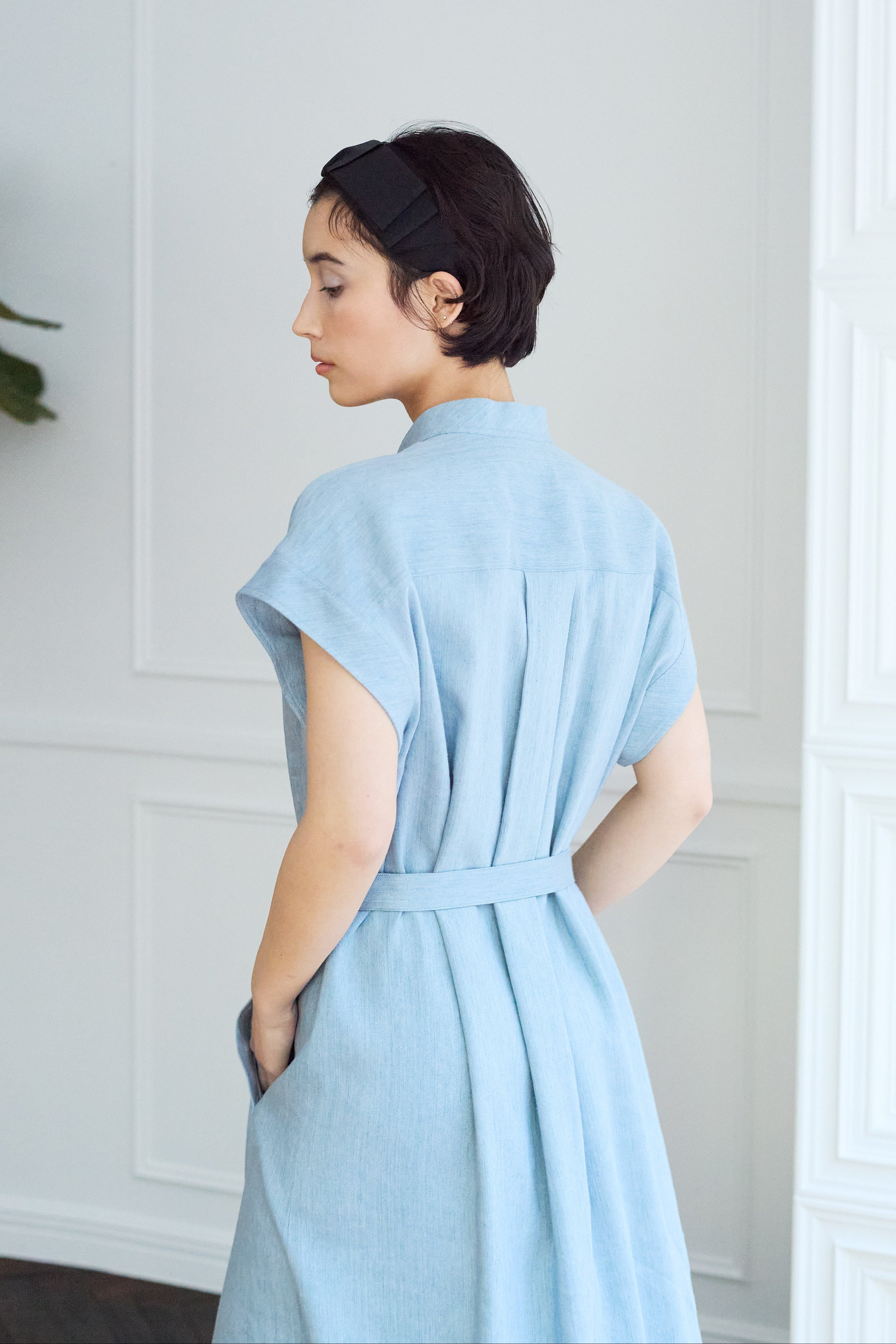 スタンドカラー　ワンピース