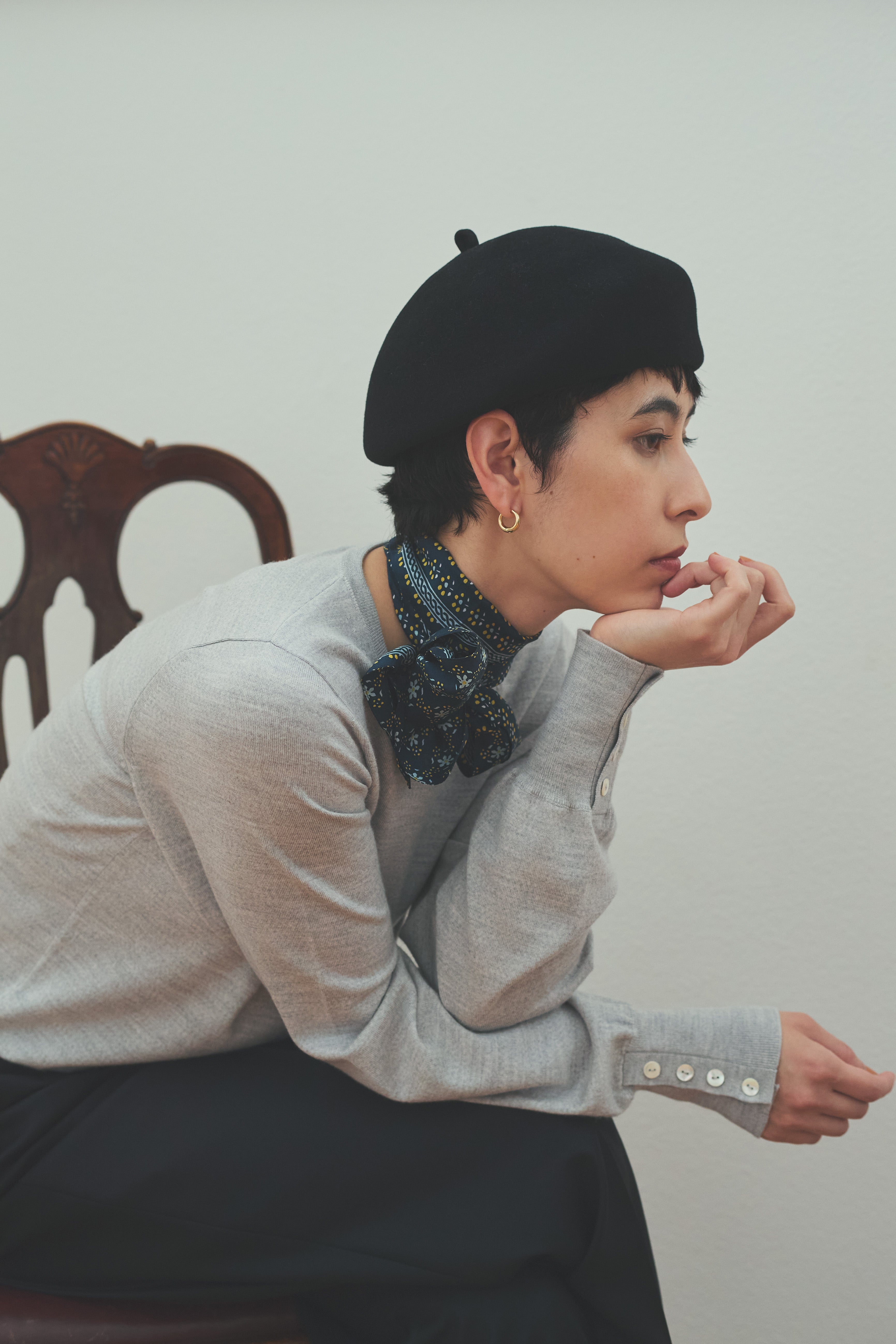 Loro Piana 袖ボタンプルオーバー