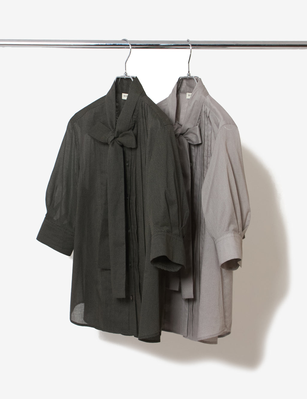 ジンタンドット　ボウタイブラウス