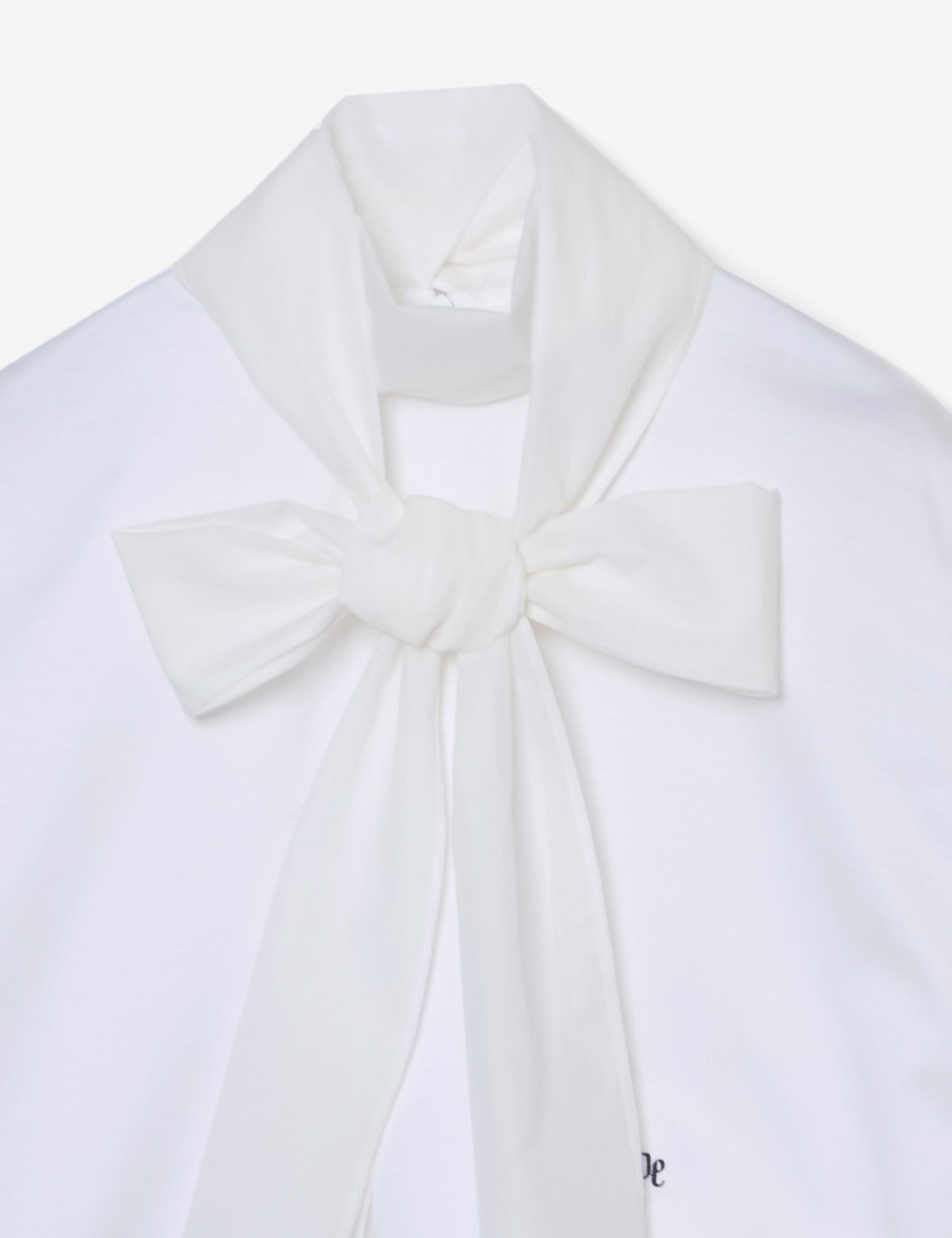 ボウタイカットソー